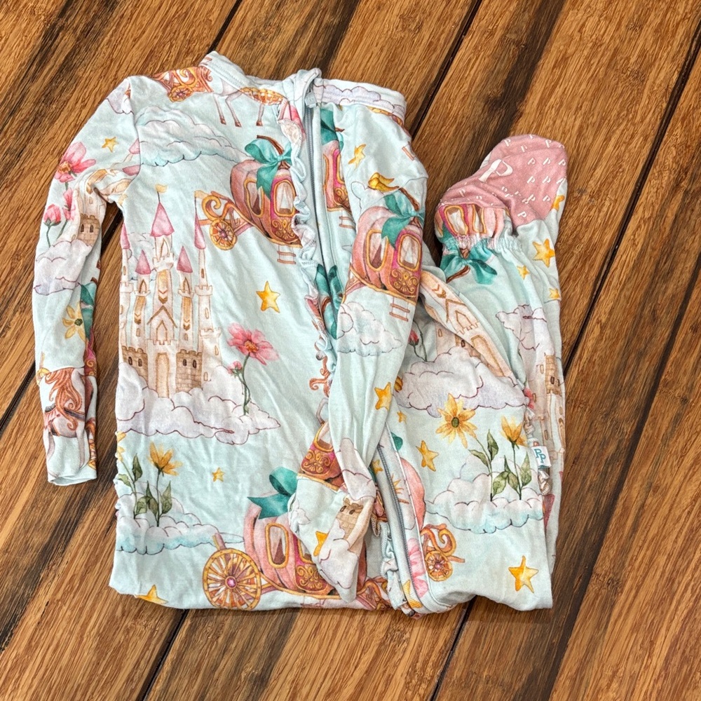 Posh Peanut Mint Princess Carriage Pajama Set